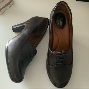 Clarks Women's Rich Brown Leather Heels